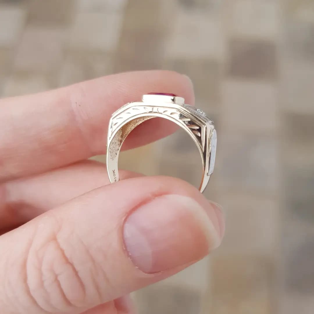 C23 ouro maciço